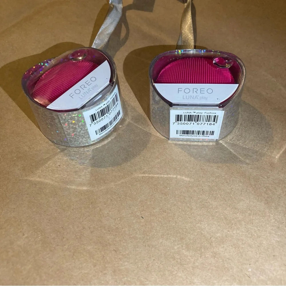 2 x Foreo LUNA play